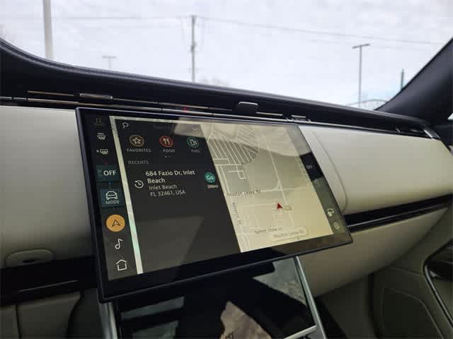 Thumbnail: 2025 Land Rover Range Rover - 31