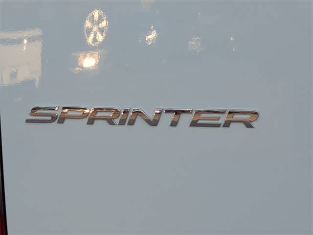 Thumbnail: 2025 Mercedes-Benz Sprinter - 11