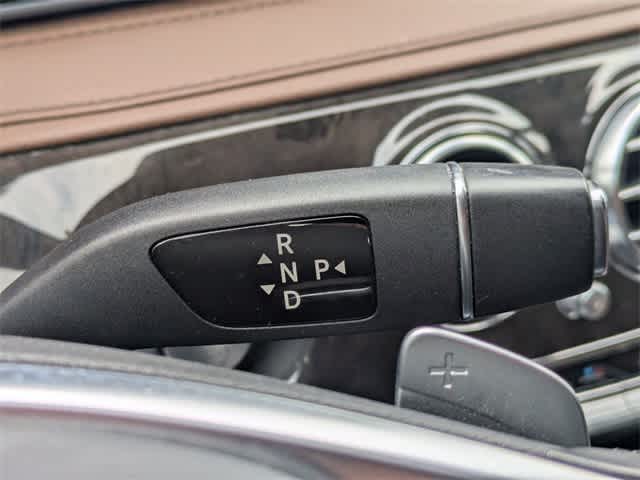 Thumbnail: 2014 Mercedes-Benz S-Class - 32