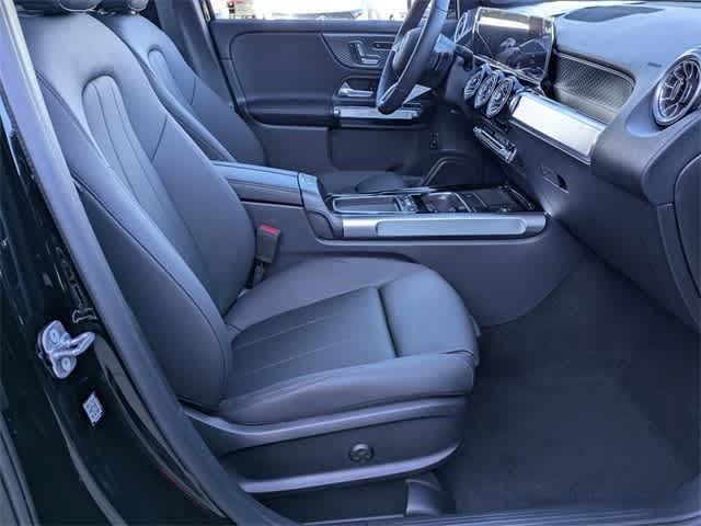 Thumbnail: 2025 Mercedes-Benz GLB - 10