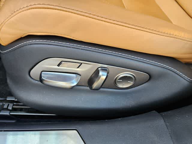 Thumbnail: 2021 Lexus LS - 15