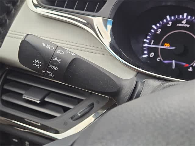 Thumbnail: 2014 Toyota Avalon - 28