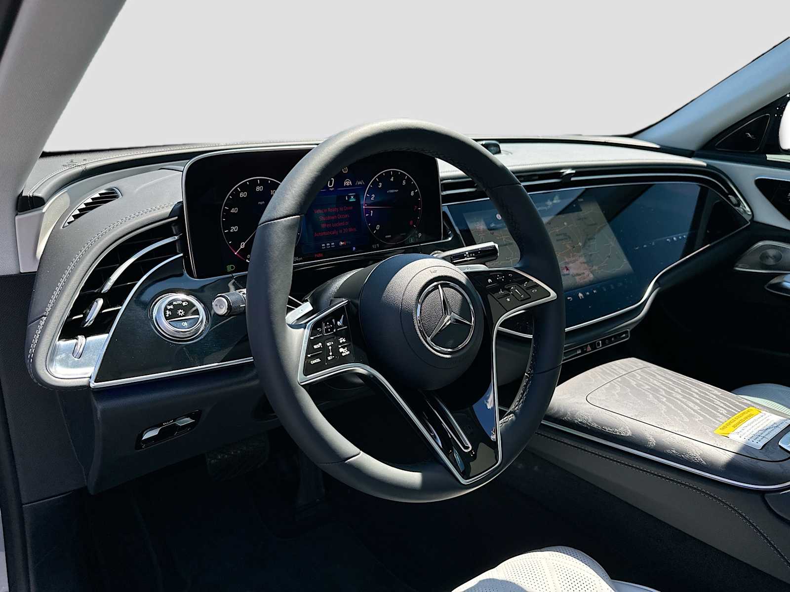 Thumbnail: 2026 Mercedes-Benz E-Class - 9