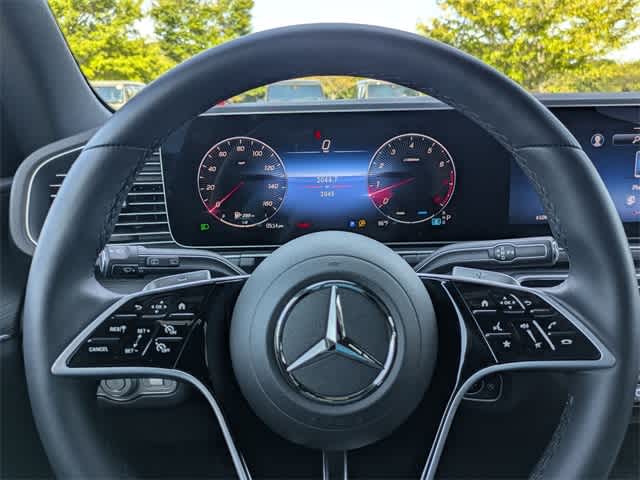 Thumbnail: 2025 Mercedes-Benz GLE - 23