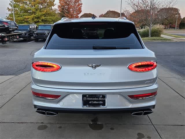 Thumbnail: 2023 Bentley Bentayga - 6