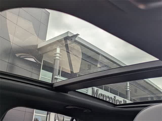 2025 Mercedes-Benz GLC 350 27