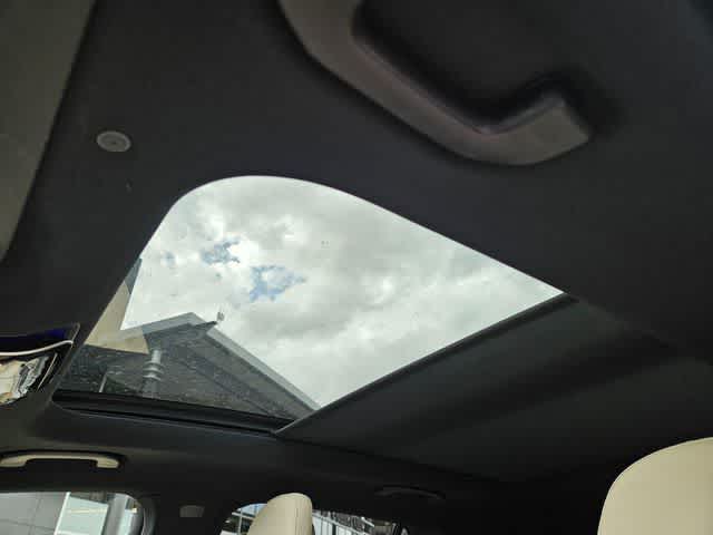 Thumbnail: 2026 Mercedes-Benz GLC - 16