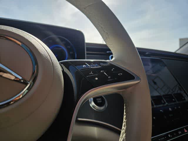 Thumbnail: 2023 Mercedes-Benz EQS - 25