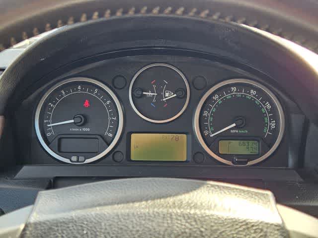 Thumbnail: 2005 Land Rover LR3 - 34