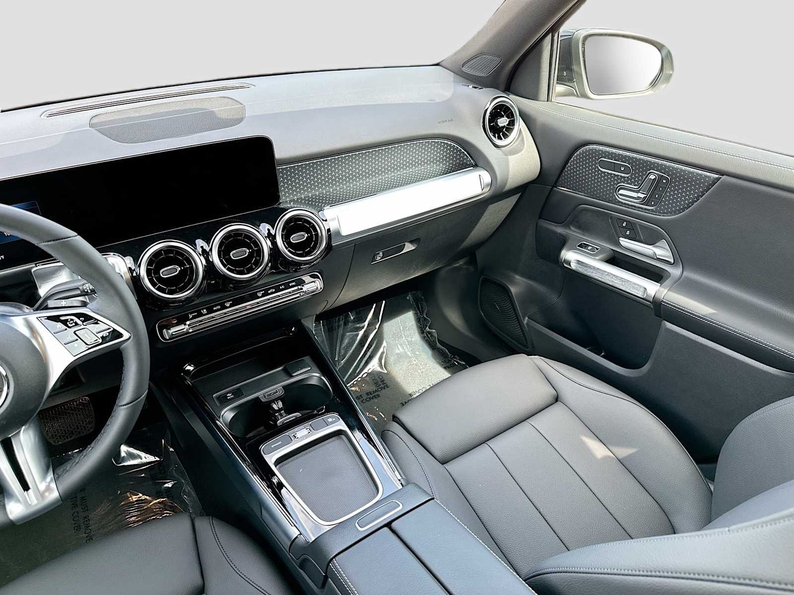 Thumbnail: 2026 Mercedes-Benz GLB - 24