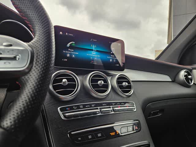 Thumbnail: 2022 Mercedes-Benz GLC - 25