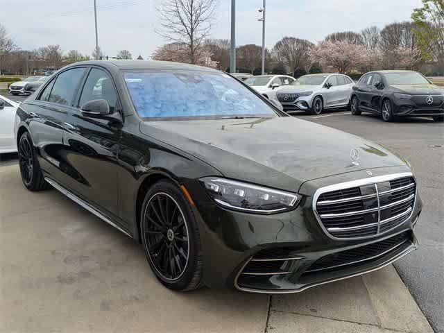 Thumbnail: 2025 Mercedes-Benz S-Class - 12