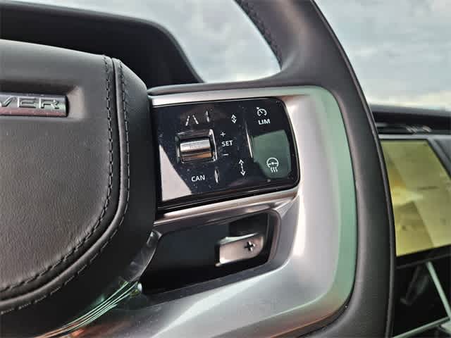 Thumbnail: 2025 Land Rover Range Rover - 27