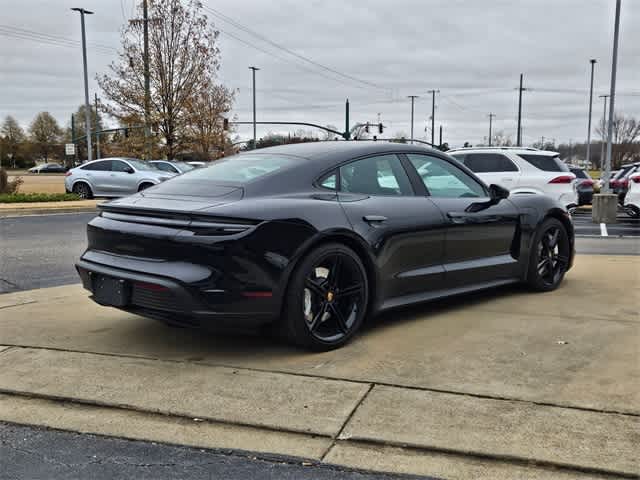 Thumbnail: 2023 Porsche Taycan - 9