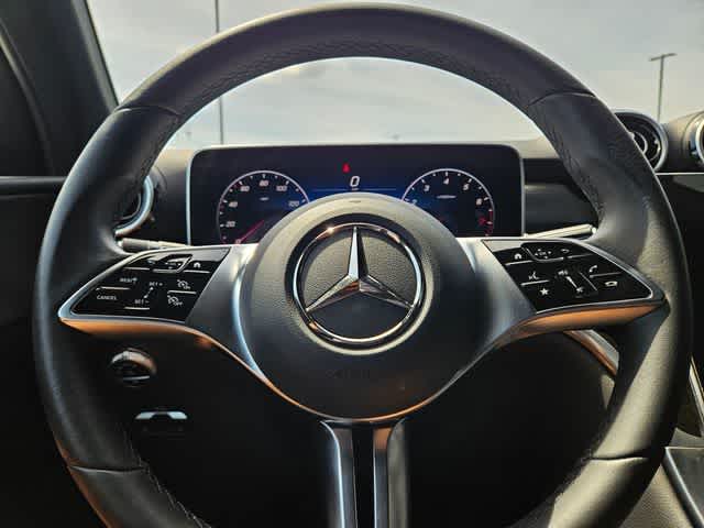 Thumbnail: 2025 Mercedes-Benz GLC - 22