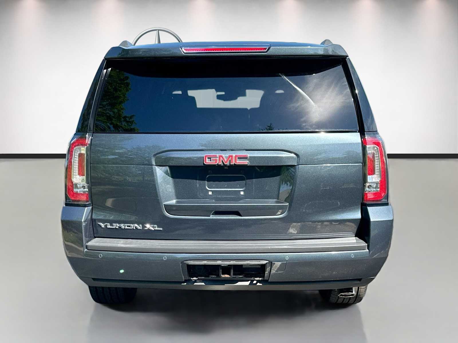 Thumbnail: 2019 GMC Yukon XL - 6