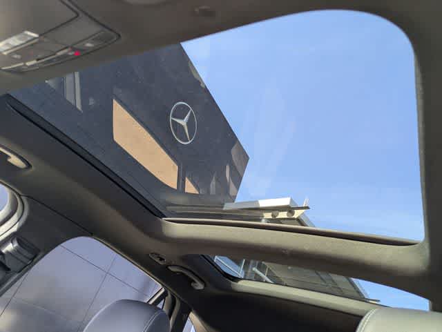 Thumbnail: 2021 Mercedes-Benz GLC - 16