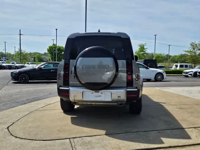 Thumbnail: 2025 Land Rover Defender - 8