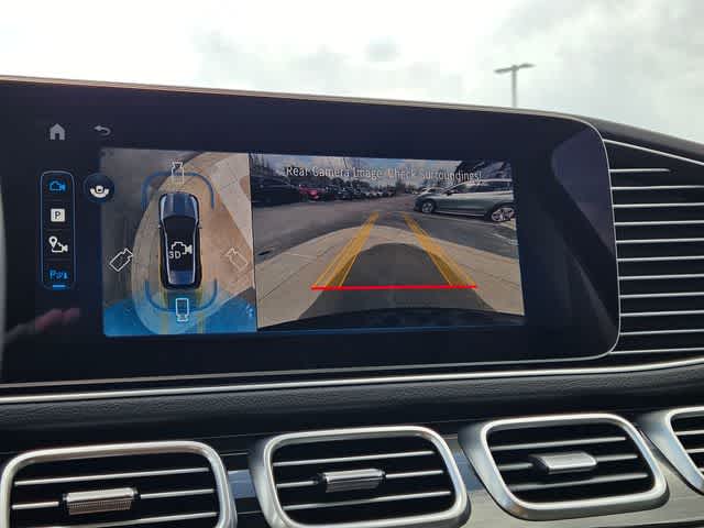 Thumbnail: 2026 Mercedes-Benz GLE - 30