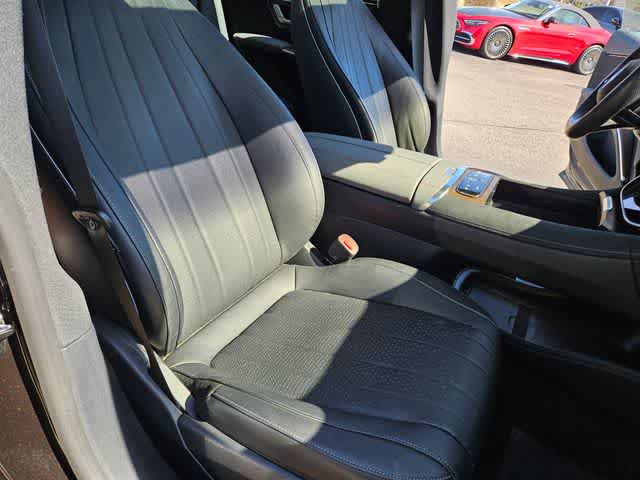 Thumbnail: 2023 Mercedes-Benz EQS - 22