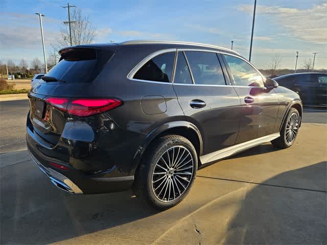 Thumbnail: 2026 Mercedes-Benz GLC - 8