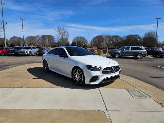 Thumbnail: 2022 Mercedes-Benz E-Class - 3