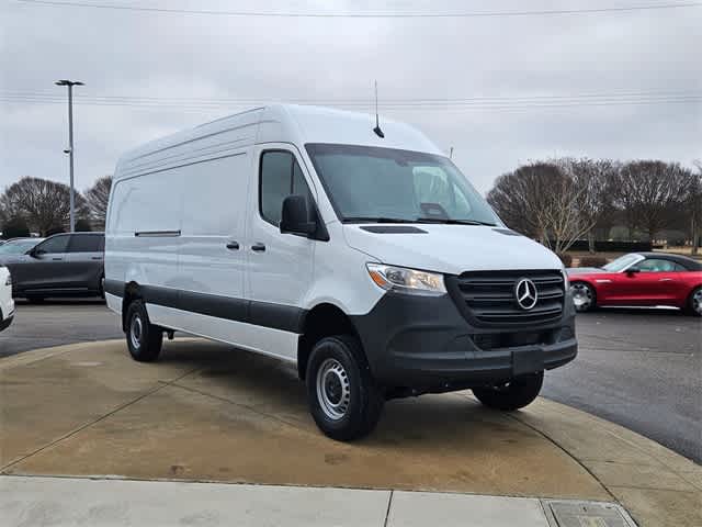 Thumbnail: 2026 Mercedes-Benz Sprinter - 3