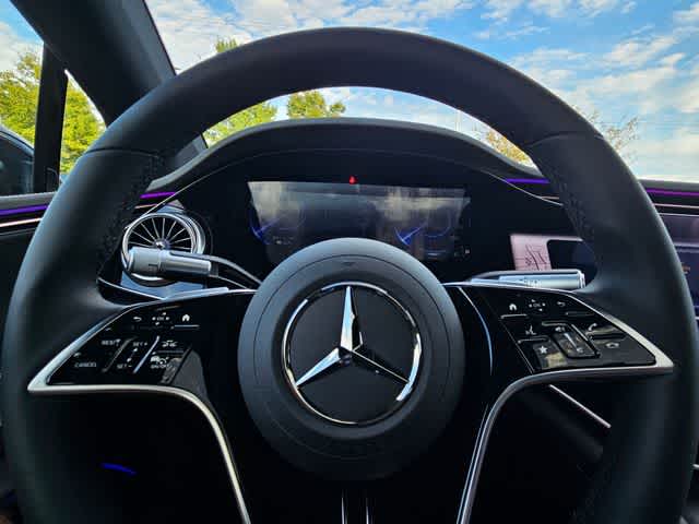 Thumbnail: 2026 Mercedes-Benz EQS - 23