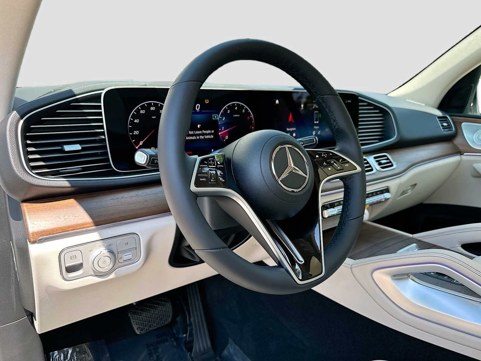 Thumbnail: 2026 Mercedes-Benz GLE - 9