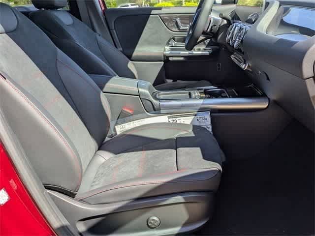 Thumbnail: 2025 Mercedes-Benz GLA - 10