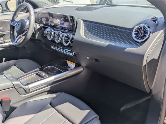 2025 Mercedes-Benz GLA 250 11