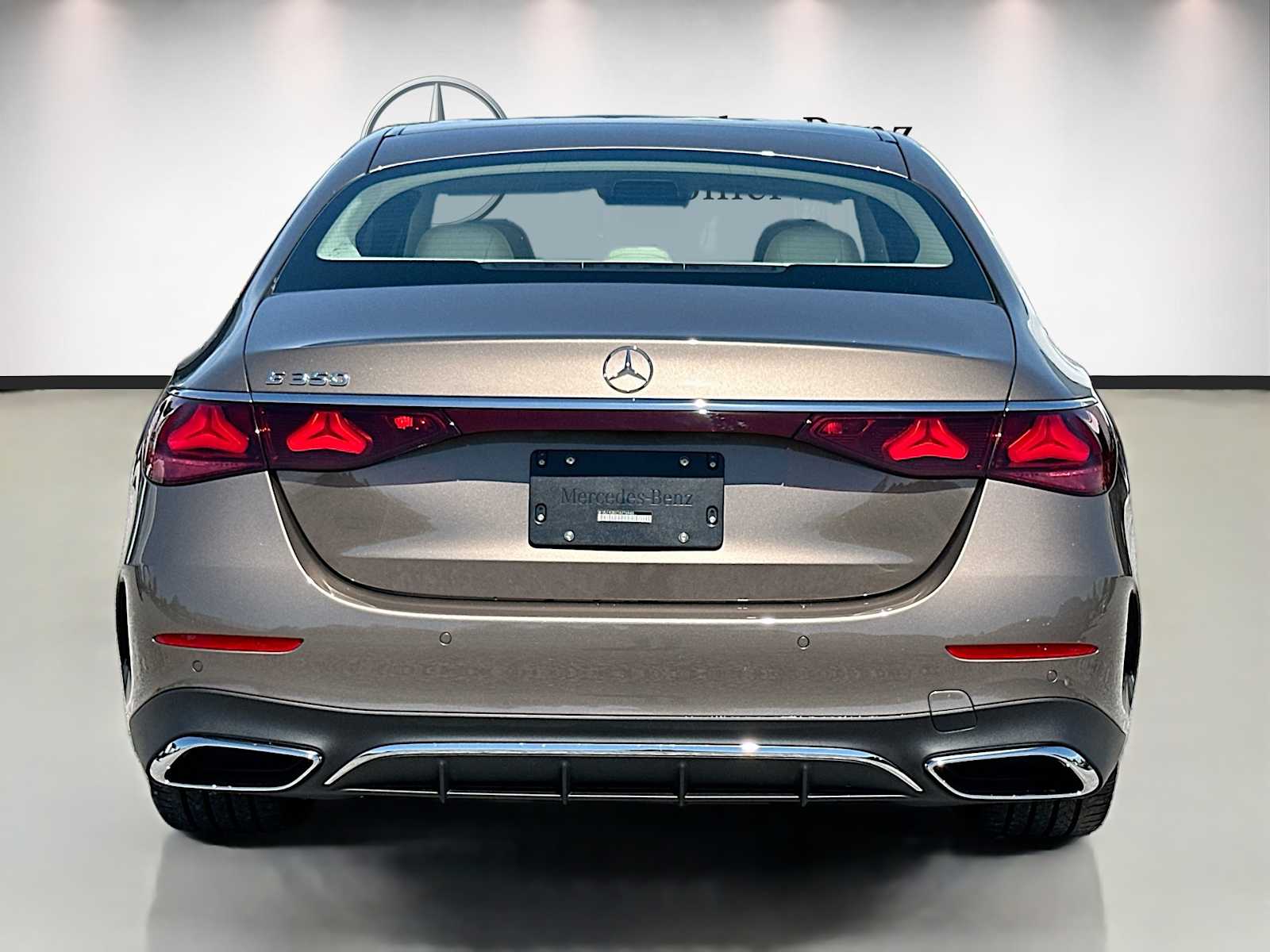Thumbnail: 2026 Mercedes-Benz E-Class - 6