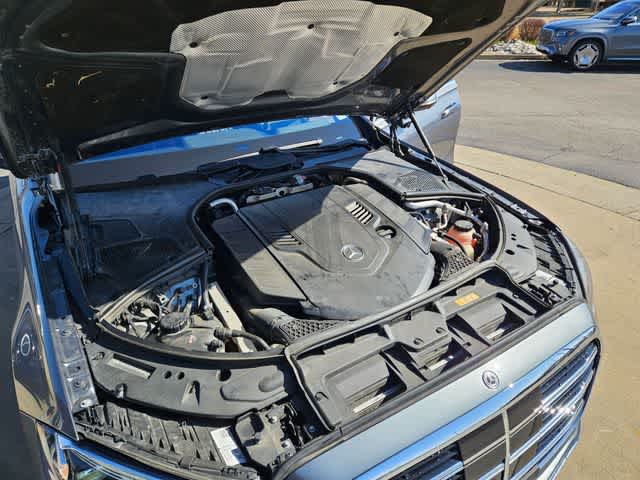 Thumbnail: 2023 Mercedes-Benz S-Class - 14