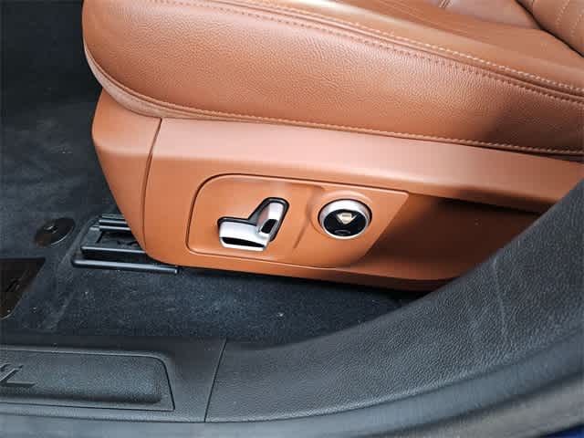 Thumbnail: 2022 Maserati Levante - 15