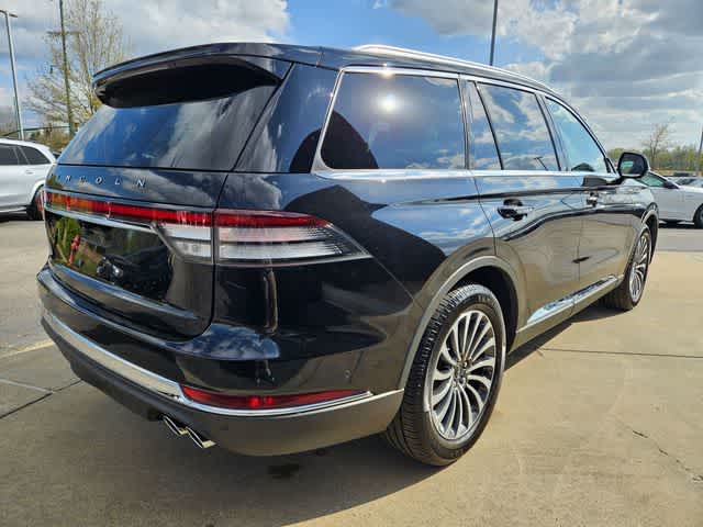 Thumbnail: 2022 Lincoln Aviator - 9