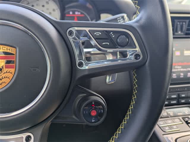 Thumbnail: 2019 Porsche 911 - 26