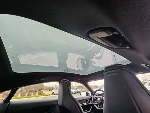 Thumbnail: 2023 Porsche Taycan - 21