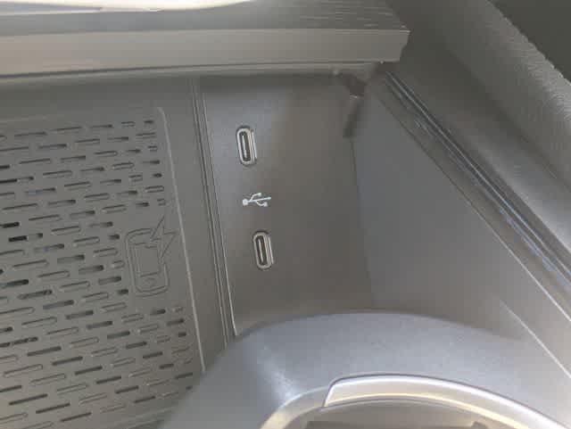 Thumbnail: 2026 Mercedes-Benz GLS - 32