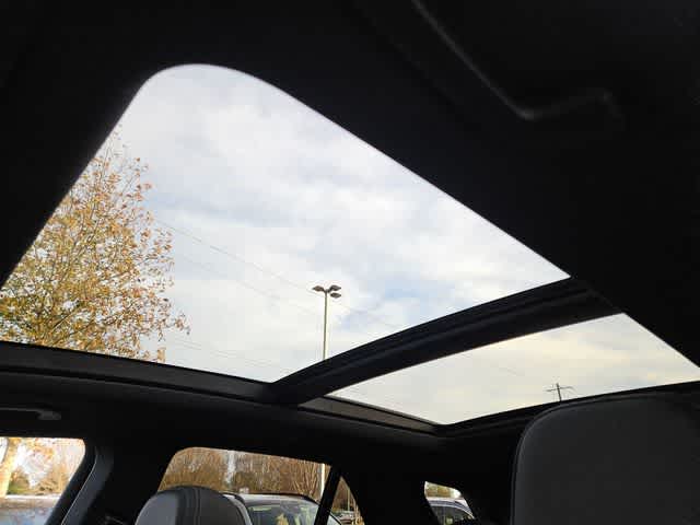 Thumbnail: 2026 Mercedes-Benz GLE - 15