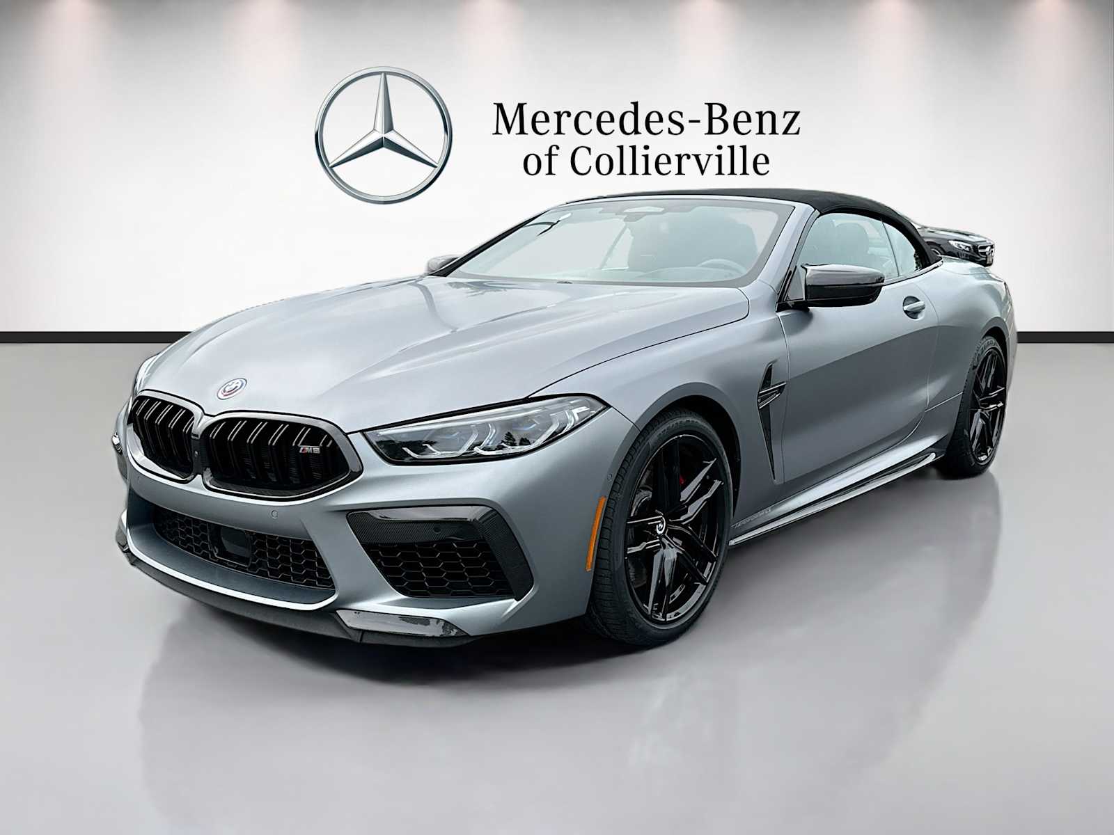 Thumbnail: 2023 BMW M8 - 1