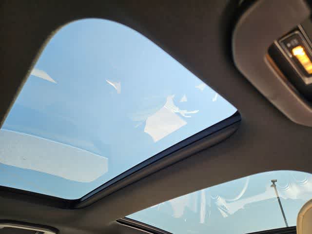 Thumbnail: 2026 Mercedes-Benz C-Class - 20