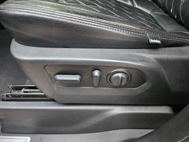 Thumbnail: 2022 Chevrolet Silverado 1500 - 16