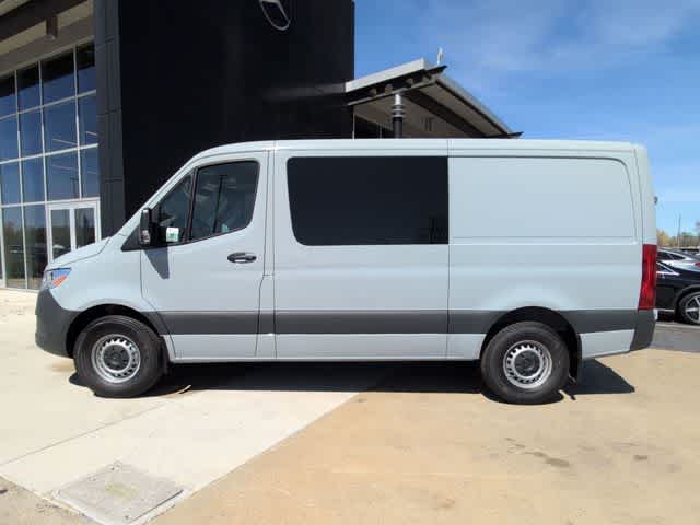 Thumbnail: 2026 Mercedes-Benz Sprinter - 3