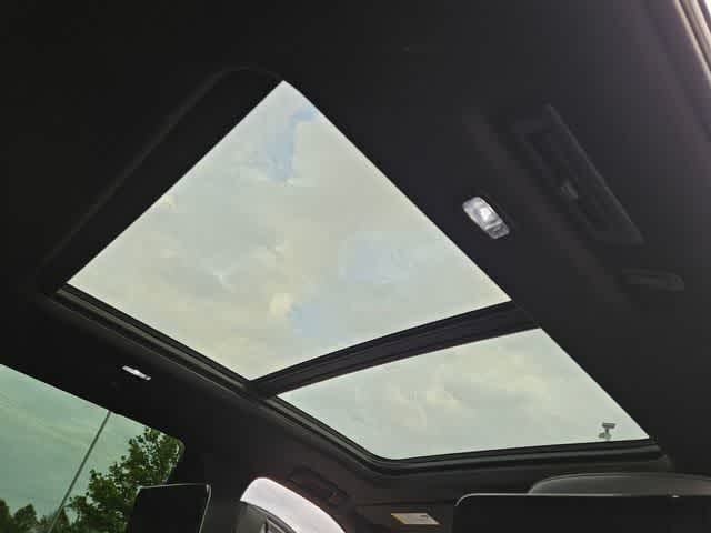 Thumbnail: 2025 GMC Yukon - 23