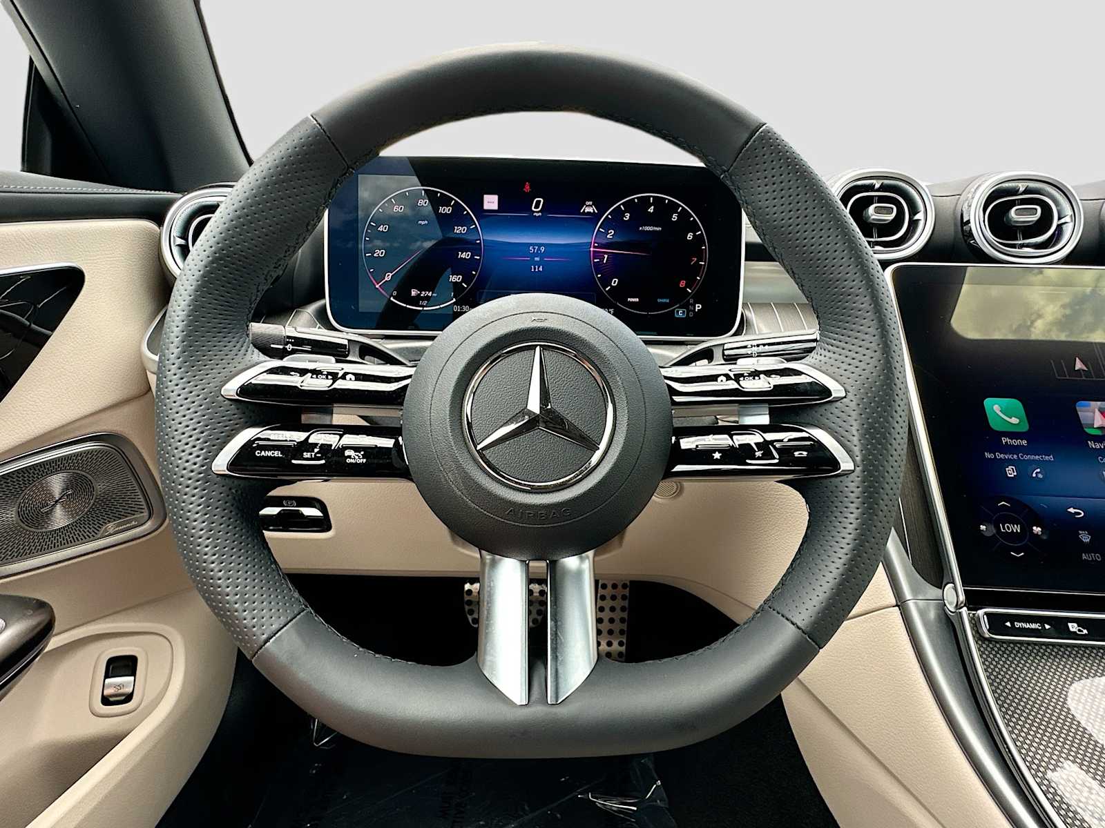 Thumbnail: 2025 Mercedes-Benz CLE - 10