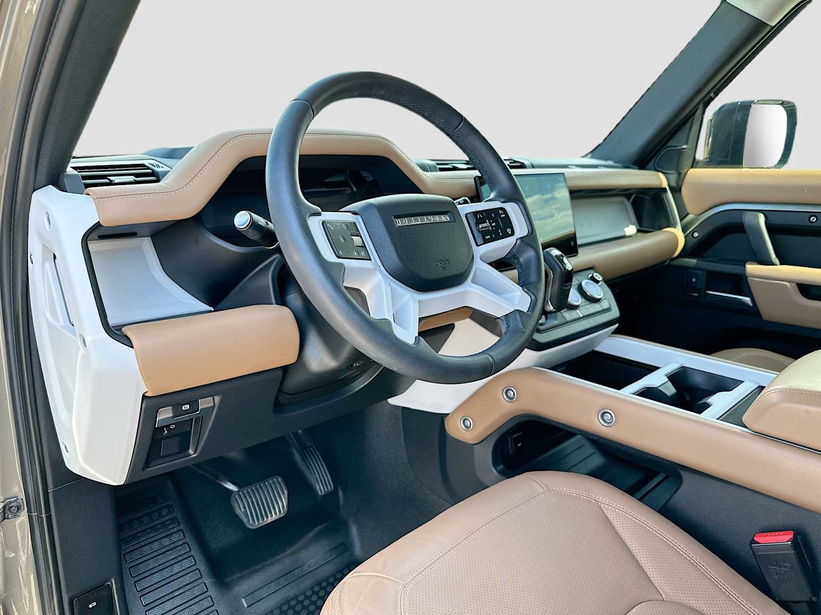 Thumbnail: 2025 Land Rover Defender - 9