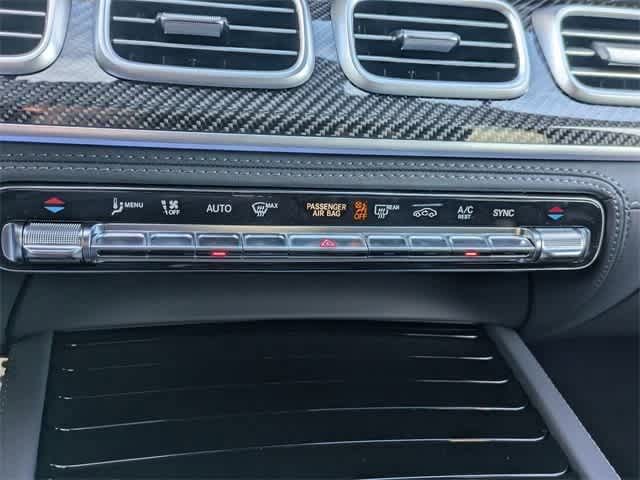 Thumbnail: 2025 Mercedes-Benz GLE - 25