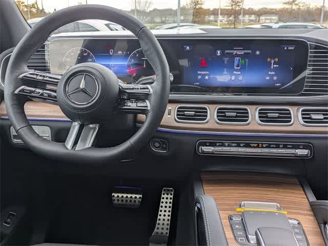 2025 Mercedes-Benz GLS 450 3