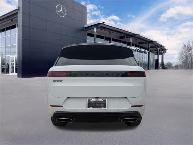 Thumbnail: 2025 Land Rover Range Rover Sport - 8