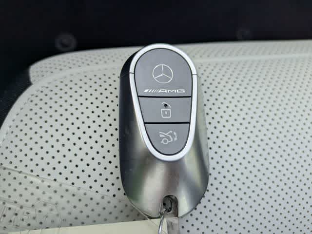 Thumbnail: 2026 Mercedes-Benz E-Class - 35